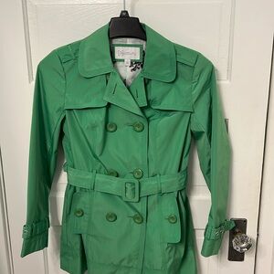 Kelly Green lined Rain Jacket. Relativity. Misses S. Excellent condition